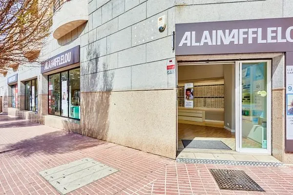 Fachada centro auditivo Alain Afflelou Rota