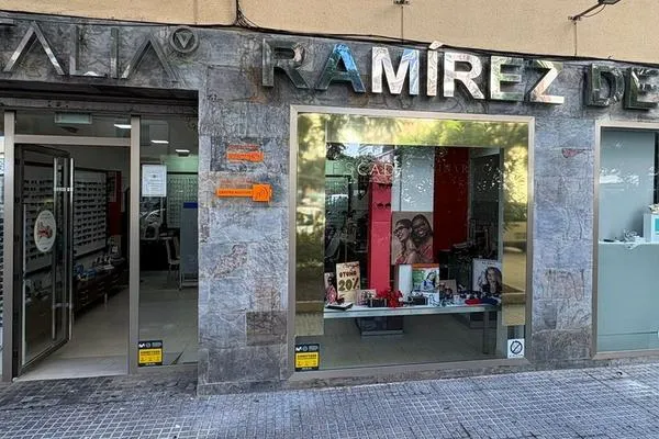 Centro Óptico y Audiológico Ramírez de Isla en Cádiz