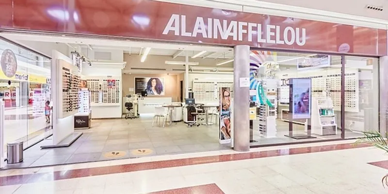 Centro auditivo Alain Afflelou Audiólogo Vilatenim en Girona