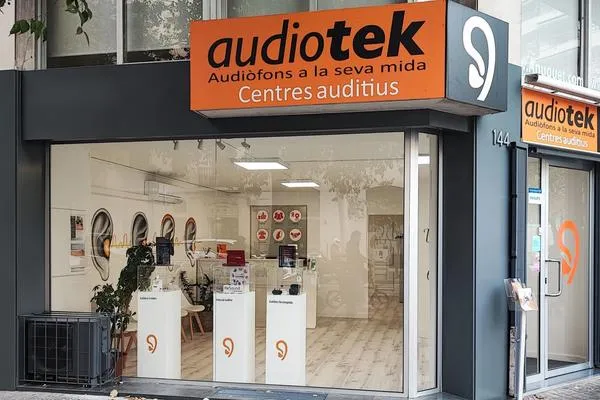 Centro auditivo Audiotek Barcelona en la calle Provença