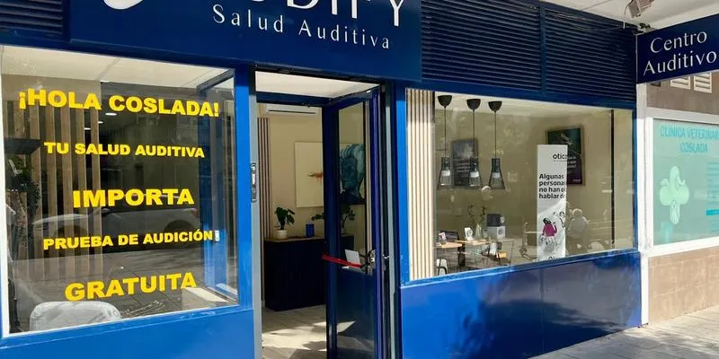 Fachada del centro Audify Salud Auditiva en Coslada