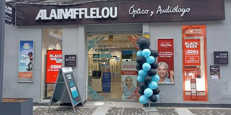 Alain Afflelou Paterna en Valencia, especializado en salud auditiva y adaptación profesional de audífonos digitales.