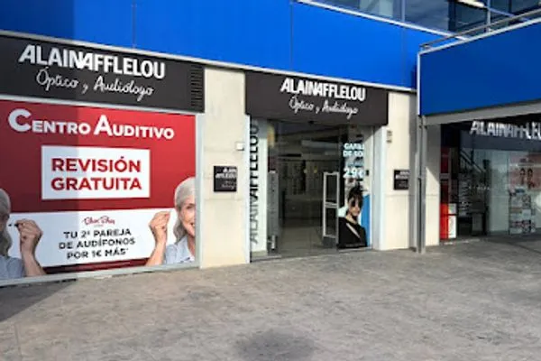 Centro auditivo Alain Afflelou Audiólogo en Valencia CC El Manar — especialistas en audífonos digitales y diagnóstico auditivo completo.