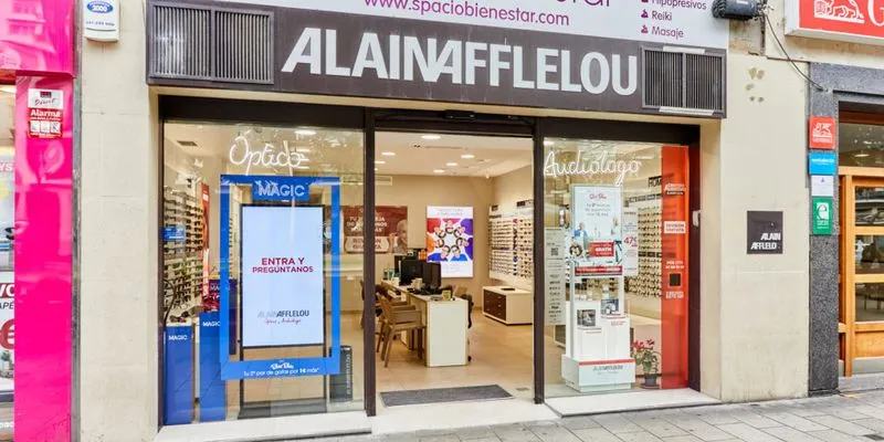 Fachada del centro Alain Afflelou Logroño