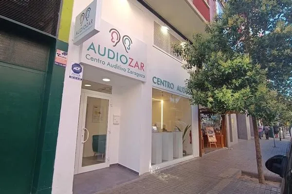 Fachada de AudioZar Centro Auditivo en Zaragoza
