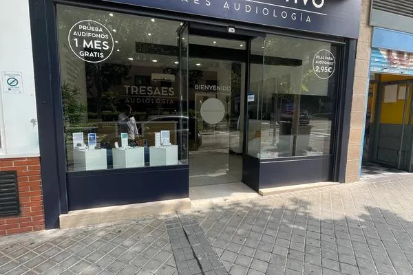 Centro auditivo Tresaes en Mirasierra Madrid