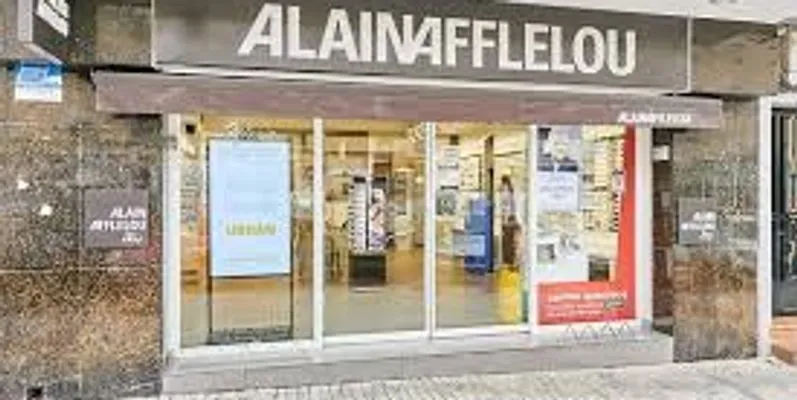 Centro auditivo Alain Afflelou Audiólogo Fuenlabrada — especialistas en audición, diagnóstico auditivo y adaptación de audífonos con tecnología avanzada.