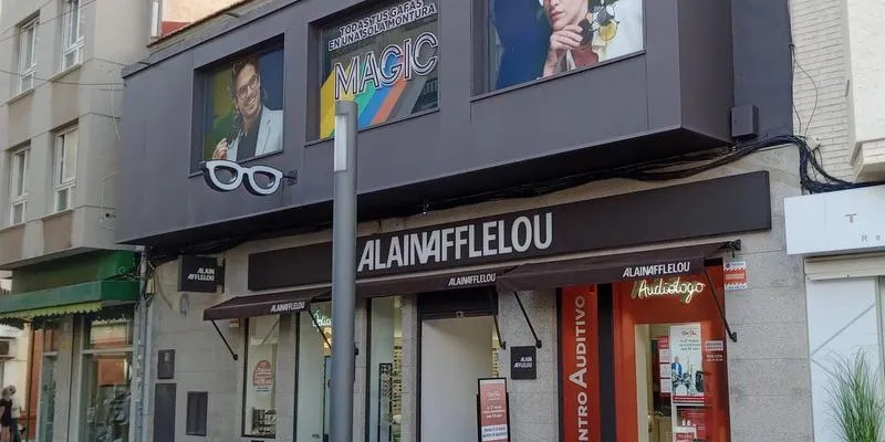 Fachada del centro Alain Afflelou Audiólogo Torrevieja