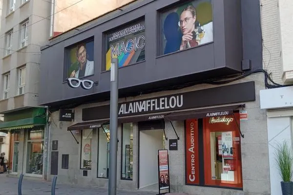 Fachada del centro Alain Afflelou Audiólogo Torrevieja