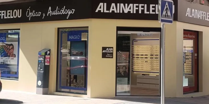 Fachada del centro Afflelou en Orihuela