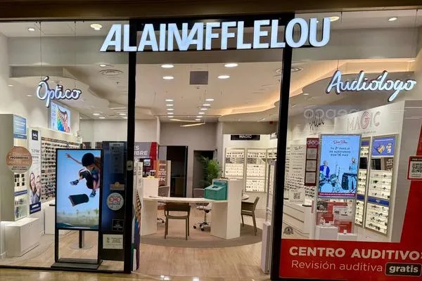 Fachada del centro Alain Afflelou Audiólogo en Getafe 3