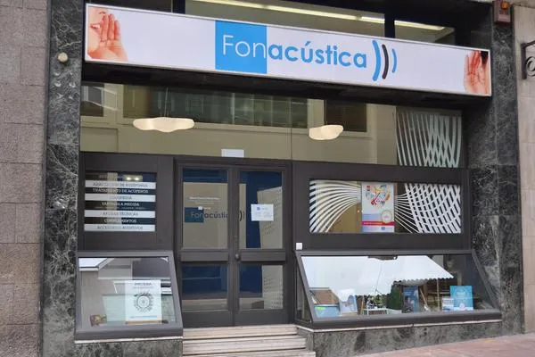 Centro auditivo Fonacústica en Oviedo